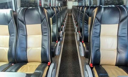 Coach Buses, Mini Coach, Bathroom, Bus, Chicago Coach Transportation Services, Private Tours Limo Chicago, Limousine, Limo, Limo Service, Limousine Service, Group Transportation, Corporate Tours, Limo Service Chicago, Party Bus Chicago, Car Service Chicago