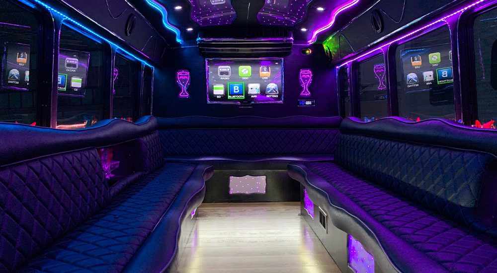 How Do You Celebrate A Party Bus in Chicago? Chicago Bachelor Party Bus, Bachelorette Party Limo, Rent, Find.