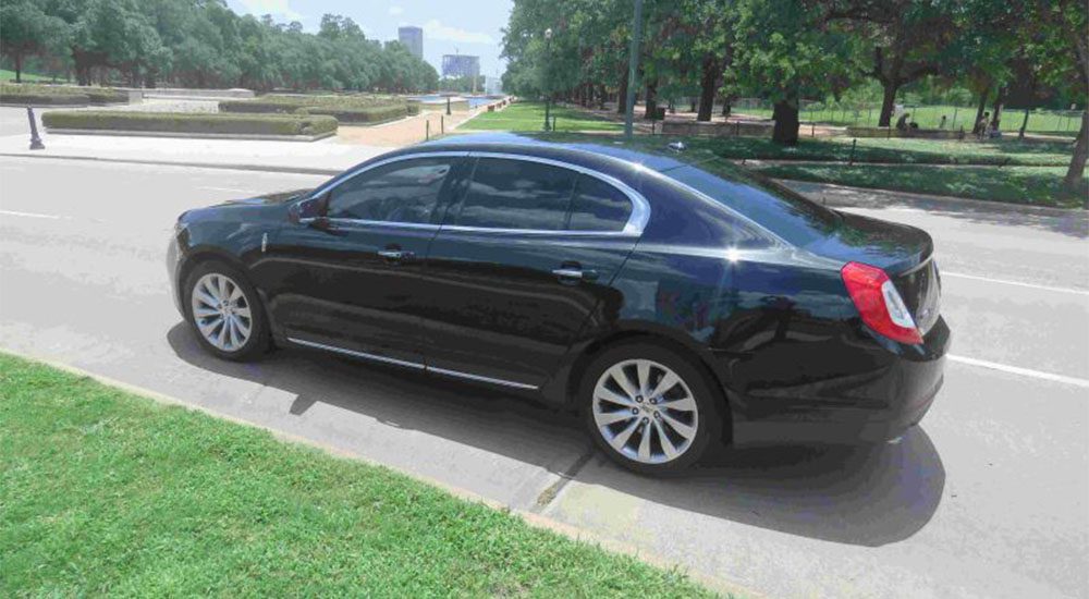 Lincoln MKS Sedan Corporate Car