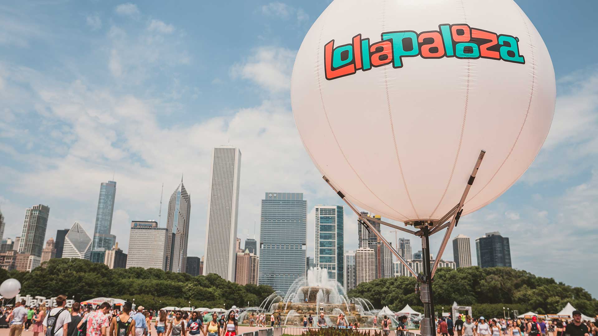 Lollapalooza Chicago Limousine Service 4